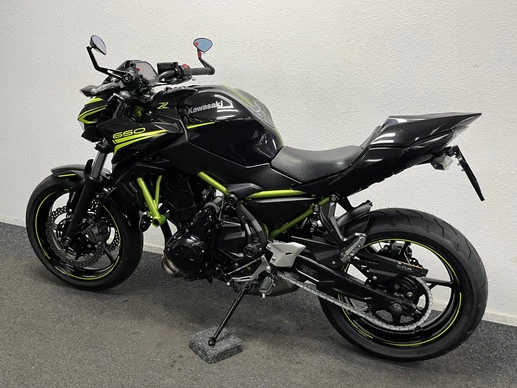 Kawasaki Z650 - Afbeelding 14 van 21
