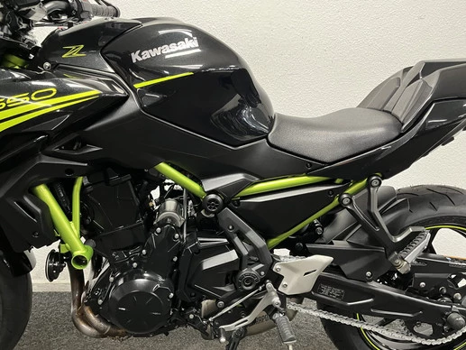 Kawasaki Z650 - Afbeelding 15 van 21