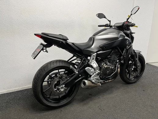 Yamaha MT 07 - Afbeelding 12 van 22