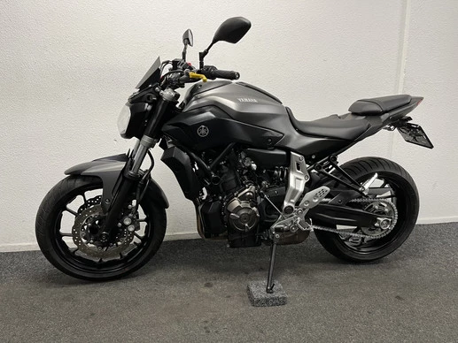 Yamaha MT 07 - Afbeelding 14 van 22