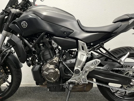 Yamaha MT 07 - Afbeelding 17 van 22