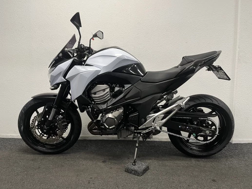 Kawasaki Z800 - Afbeelding 13 van 22