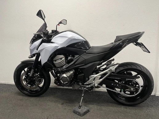 Kawasaki Z800 - Afbeelding 15 van 22