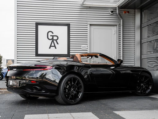 Aston Martin V8 Volante - Afbeelding 5 van 30