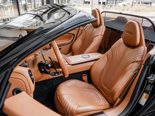 Aston Martin V8 Volante - Afbeelding 7 van 30