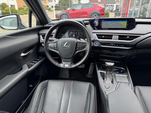 Lexus UX - Afbeelding 13 van 30
