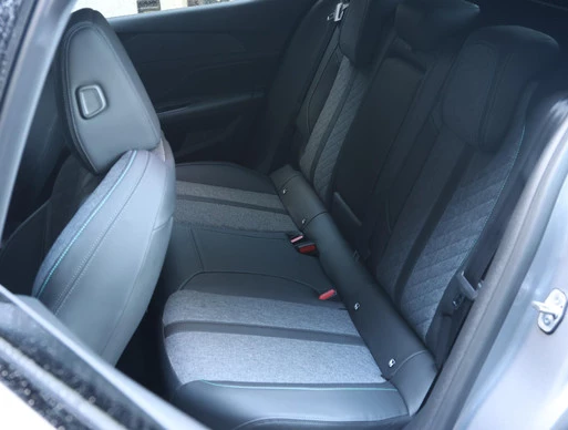 Peugeot 408 - Afbeelding 15 van 30
