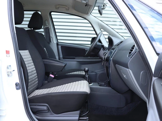 Suzuki SX4 - Afbeelding 8 van 27