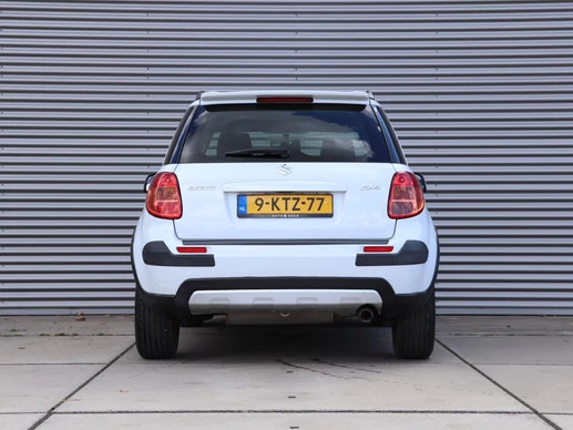 Suzuki SX4 - Afbeelding 11 van 27