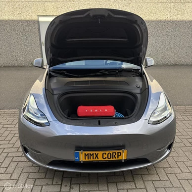 Tesla Model Y - Afbeelding 10 van 21