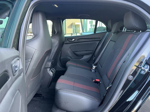 Renault Megane E-Tech - Afbeelding 15 van 30