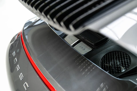 Porsche 911 - Afbeelding 8 van 30