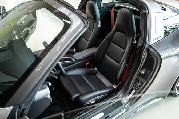 Porsche 911 - Afbeelding 24 van 30
