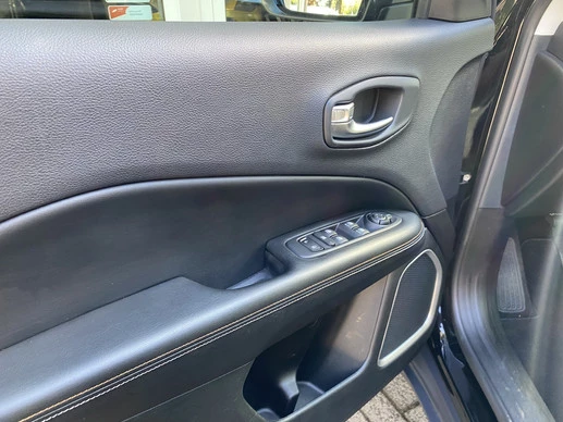 Jeep Compass - Afbeelding 23 van 30