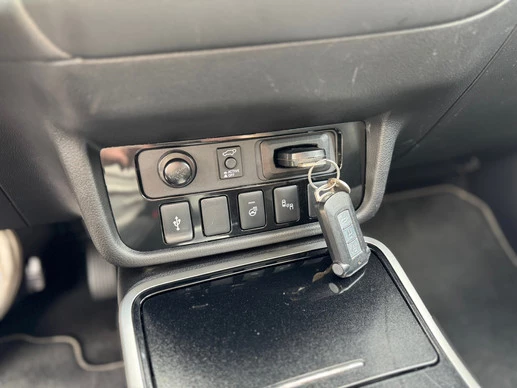 Mitsubishi Outlander - Afbeelding 13 van 24