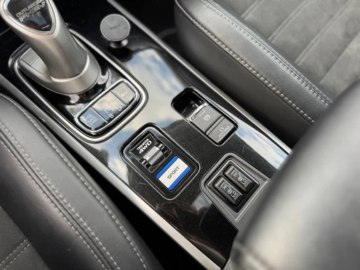 Mitsubishi Outlander - Afbeelding 15 van 24