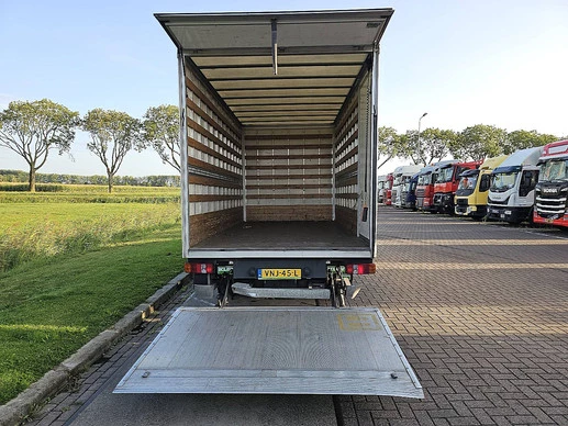 Volkswagen Crafter - Afbeelding 14 van 16