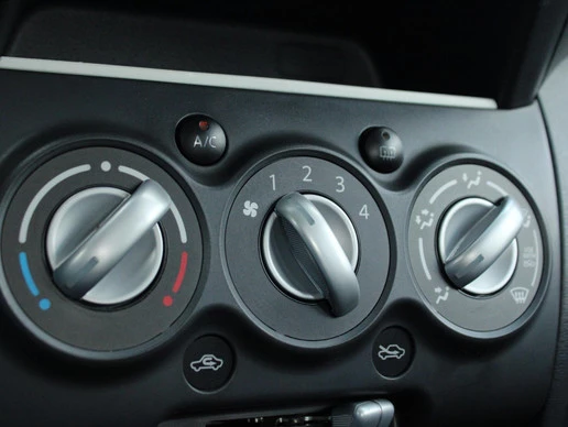 Suzuki Alto - Afbeelding 17 van 30