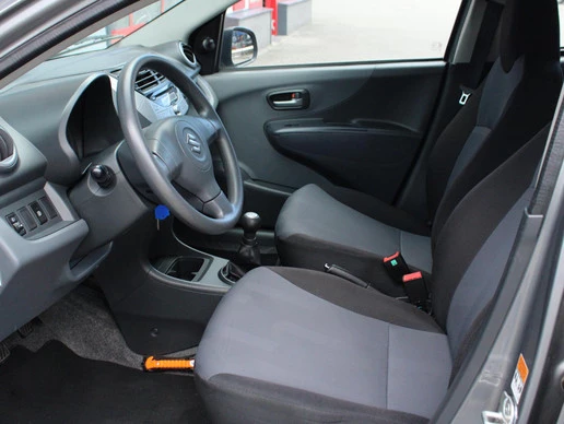 Suzuki Alto - Afbeelding 24 van 30