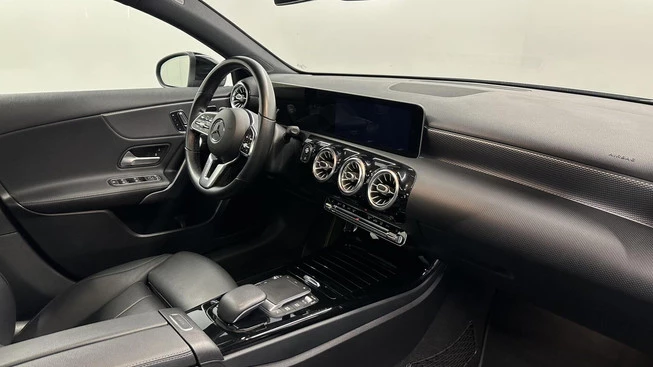 Mercedes-Benz A-Klasse - Afbeelding 11 van 30
