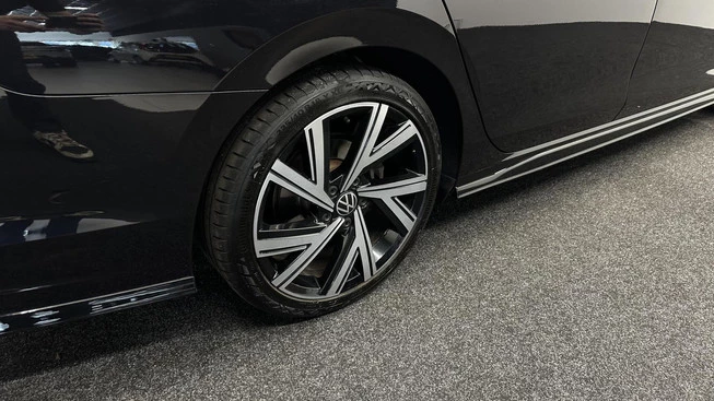 Volkswagen Golf - Afbeelding 10 van 30