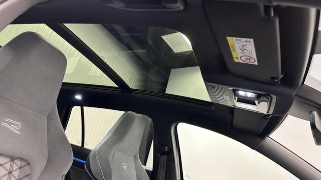 Volkswagen Golf - Afbeelding 14 van 30