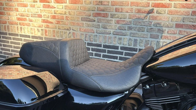 Harley-Davidson Street Glide - Afbeelding 11 van 21