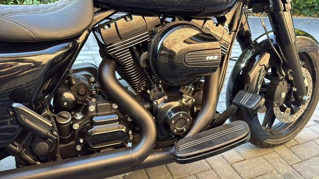 Harley-Davidson Street Glide - Afbeelding 12 van 21