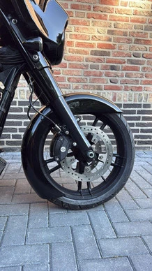 Harley-Davidson Street Glide - Afbeelding 14 van 21