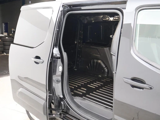 Opel Combo - Afbeelding 25 van 30