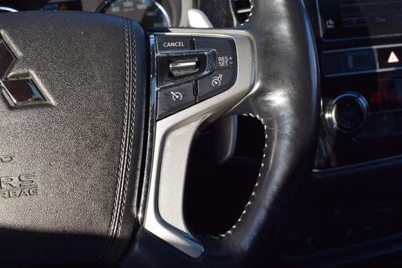 Mitsubishi Outlander - Afbeelding 14 van 30