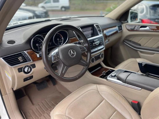 Mercedes-Benz GL - Afbeelding 26 van 30