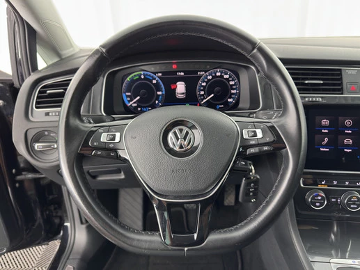 Volkswagen e-Golf - Afbeelding 16 van 27