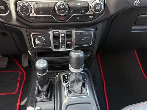 Jeep Wrangler - Afbeelding 18 van 18