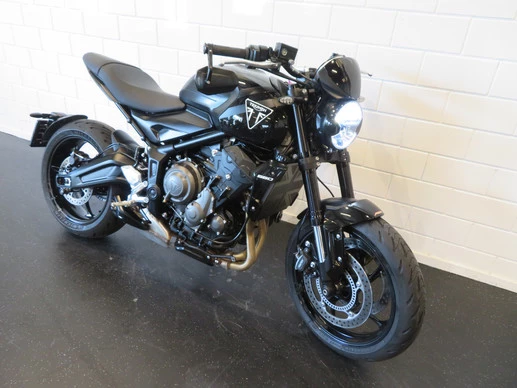 Triumph Trident 660 - Afbeelding 2 van 13