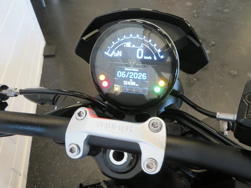 Triumph Trident 660 - Afbeelding 6 van 13