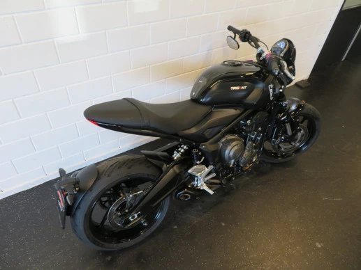Triumph Trident 660 - Afbeelding 11 van 13