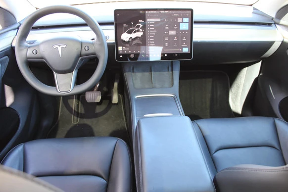 Tesla Model Y - Afbeelding 13 van 20