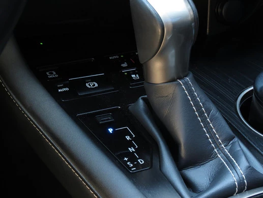 Lexus RX - Afbeelding 22 van 30