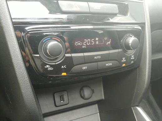 Suzuki Vitara - Afbeelding 15 van 26