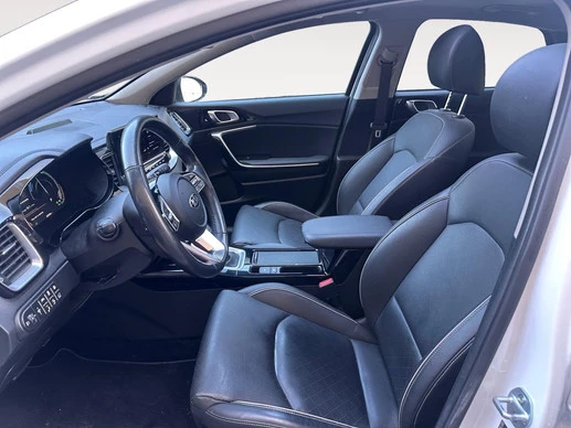 Kia XCeed - Afbeelding 13 van 30