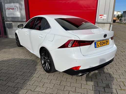 Lexus IS - Afbeelding 2 van 30