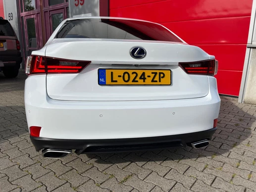 Lexus IS - Afbeelding 18 van 30