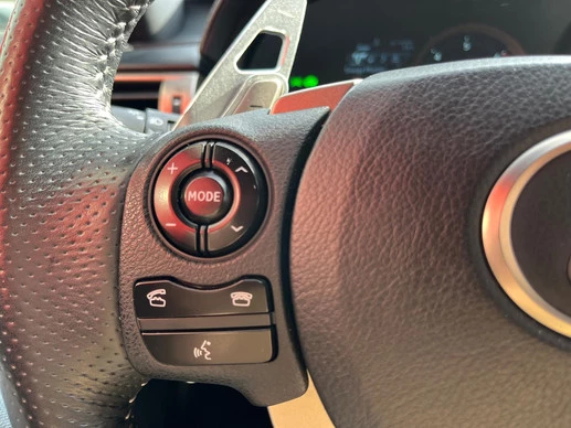 Lexus IS - Afbeelding 24 van 30