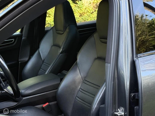 Porsche Cayenne - Afbeelding 9 van 30