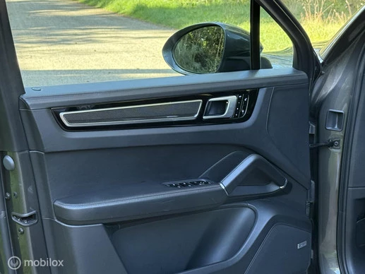 Porsche Cayenne - Afbeelding 19 van 30
