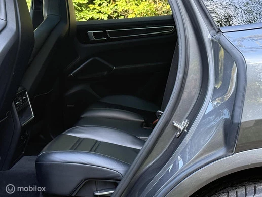 Porsche Cayenne - Afbeelding 24 van 30