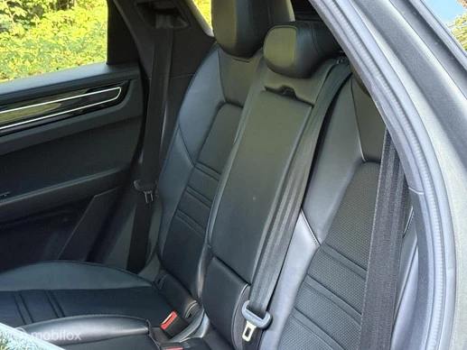 Porsche Cayenne - Afbeelding 25 van 30