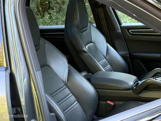 Porsche Cayenne - Afbeelding 29 van 30