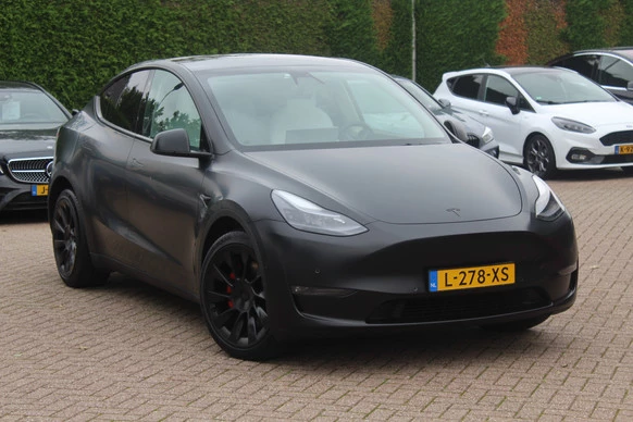 Tesla Model Y - Afbeelding 1 van 30